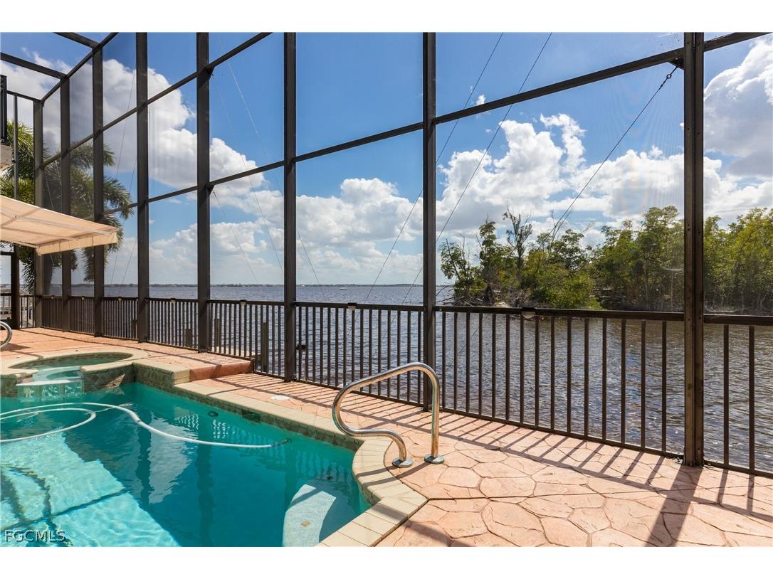 2374 Coral Point Drive Cape Coral FL 33990 2026011996 image34
