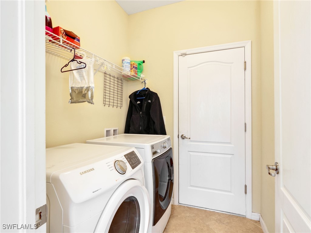 2374 Heydon Circle E Naples FL 34120 225081998 image14