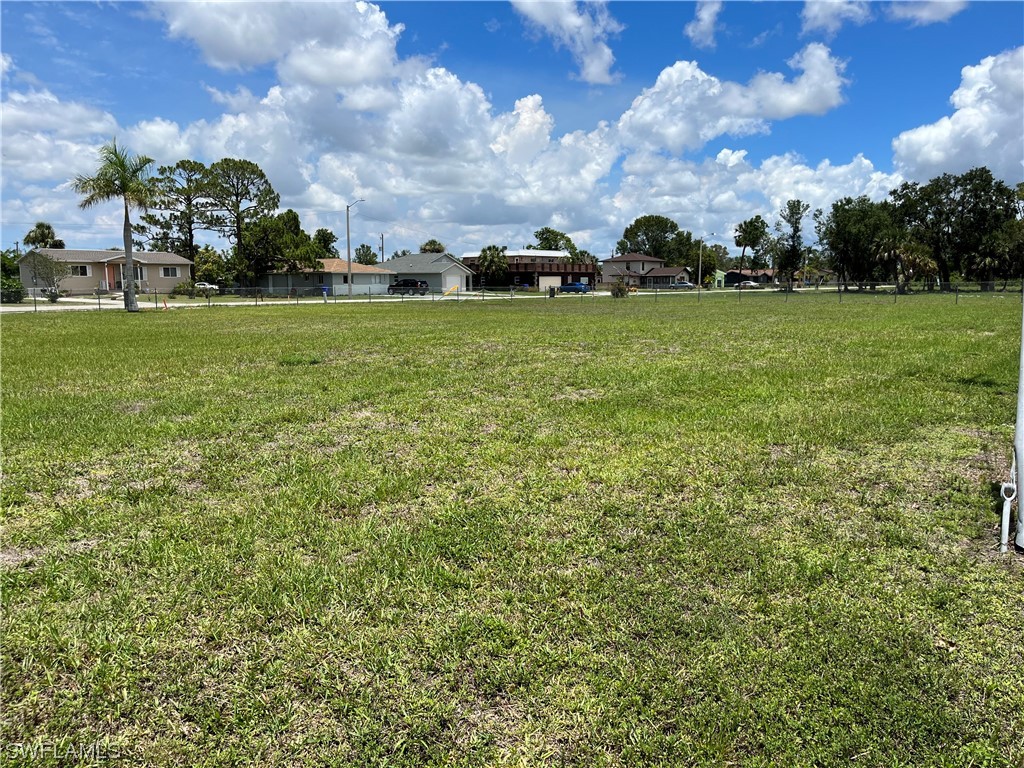 2375 Barden Street Fort Myers FL 33916 223041628 image1