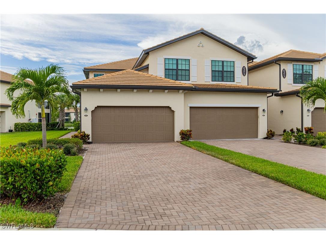 2375 Montserrat Lane #101 Naples FL 34120 223075235 image1