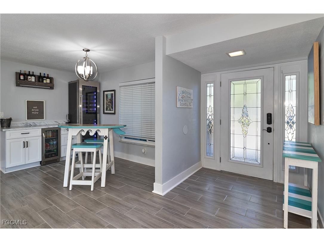 2376 Armour Drive Dunedin FL 34698 2025025341 image6