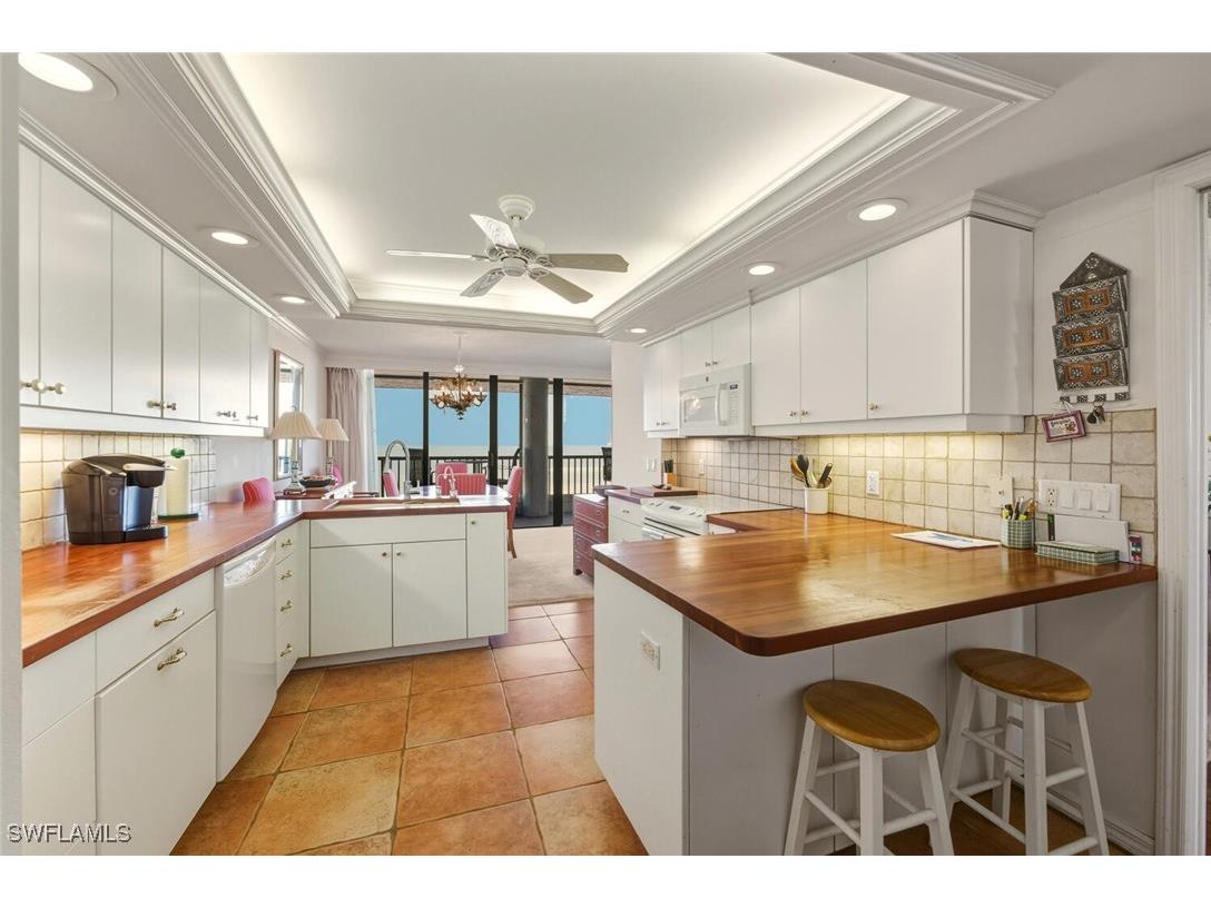 2378 Gulf Shore Boulevard N #303 Naples FL 34103 225085190 image13
