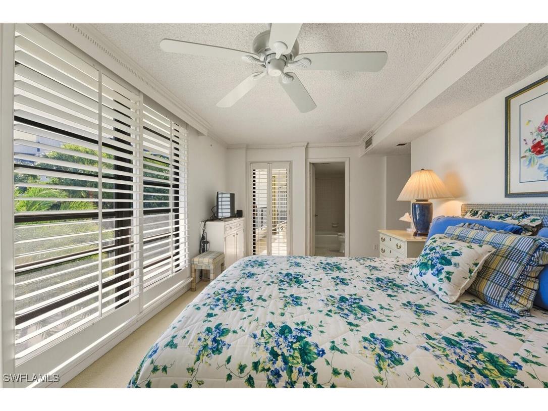 2378 Gulf Shore Boulevard N #303 Naples FL 34103 225085190 image21
