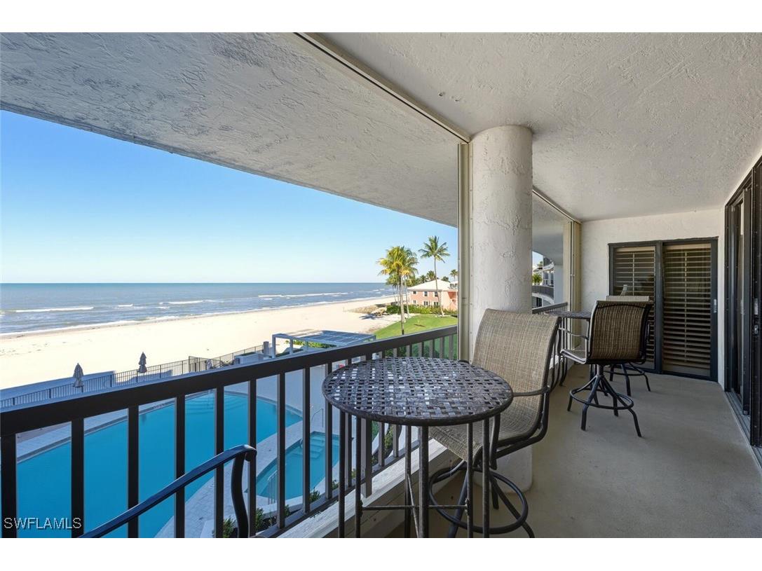 2378 Gulf Shore Boulevard N #303 Naples FL 34103 225085190 image23