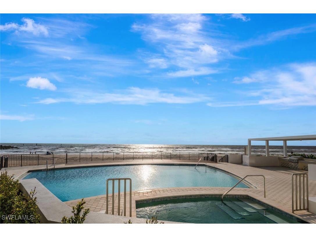 2378 Gulf Shore Boulevard N #303 Naples FL 34103 225085190 image27