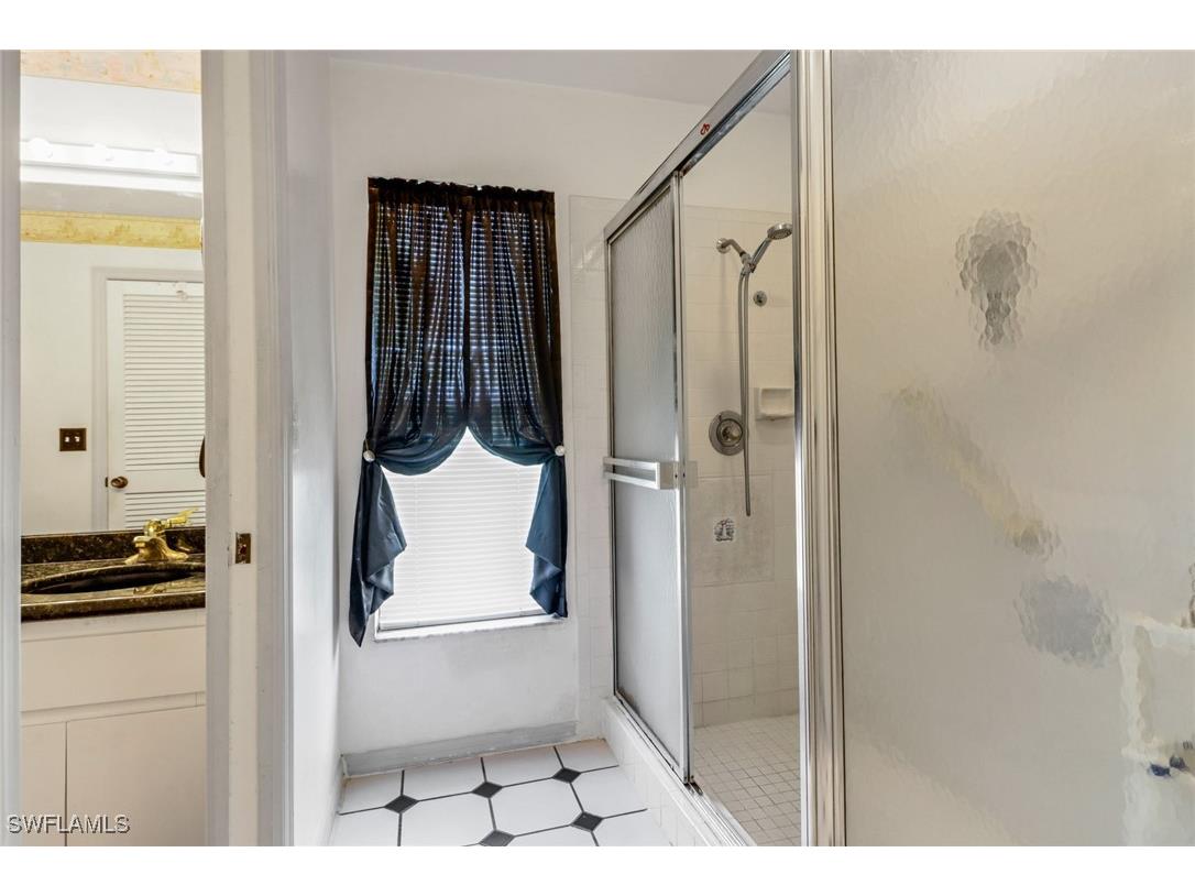 2378 River Reach Drive Naples FL 34104 225033552 image18