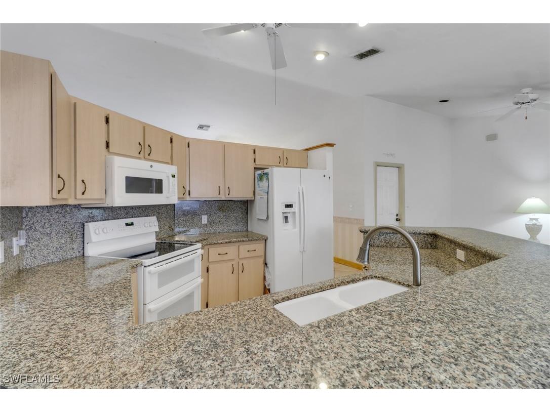 2378 River Reach Drive Naples FL 34104 225033552 image6