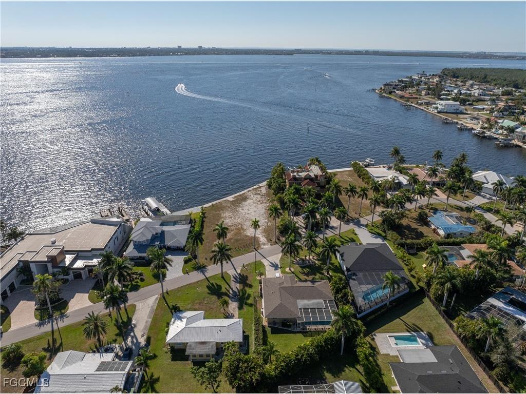 238 Bayshore Drive Cape Coral FL 33904 223030026 image1