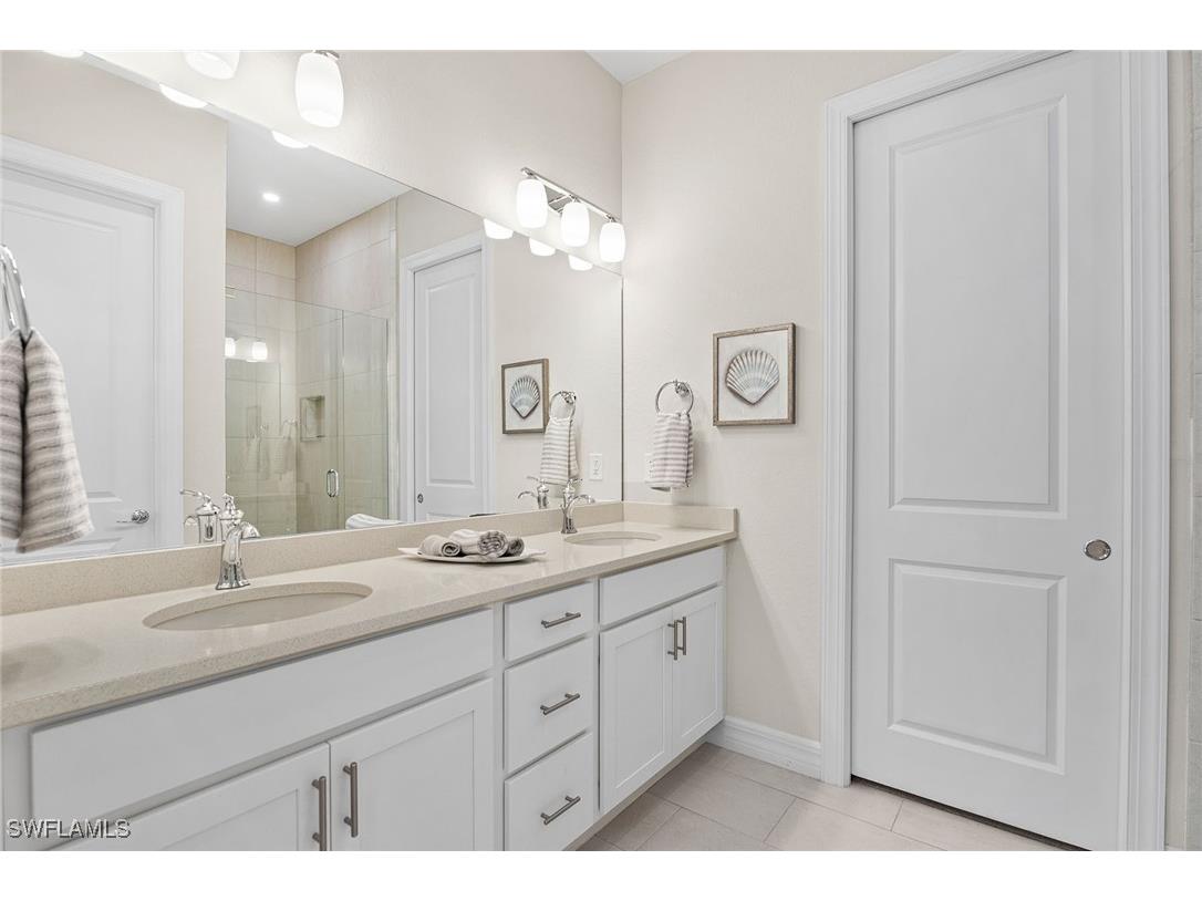 238 Indies Drive E #201 Naples FL 34114 225076946 image12
