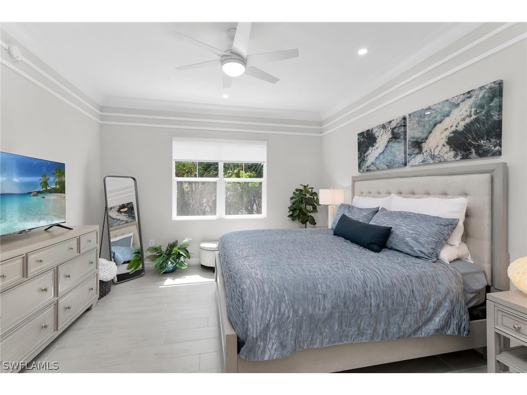 238 Indies Drive E #202 Naples FL 34114 226008960 image18