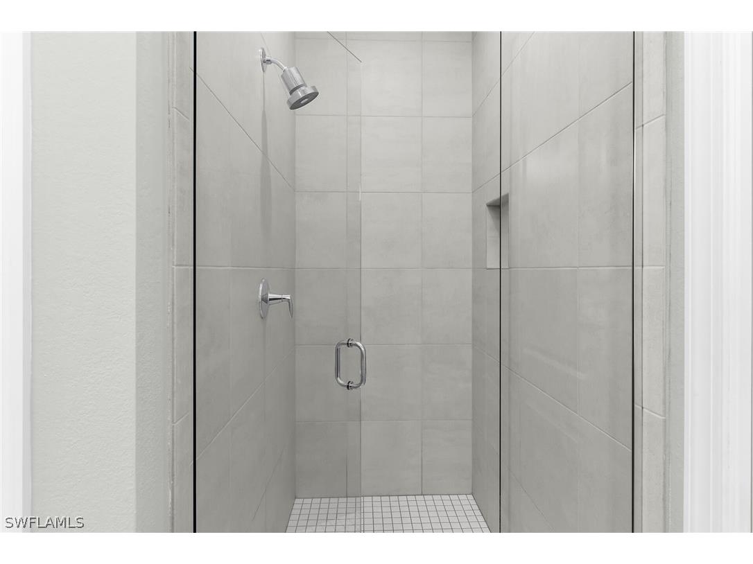 238 Indies Drive E #202 Naples FL 34114 226008960 image20