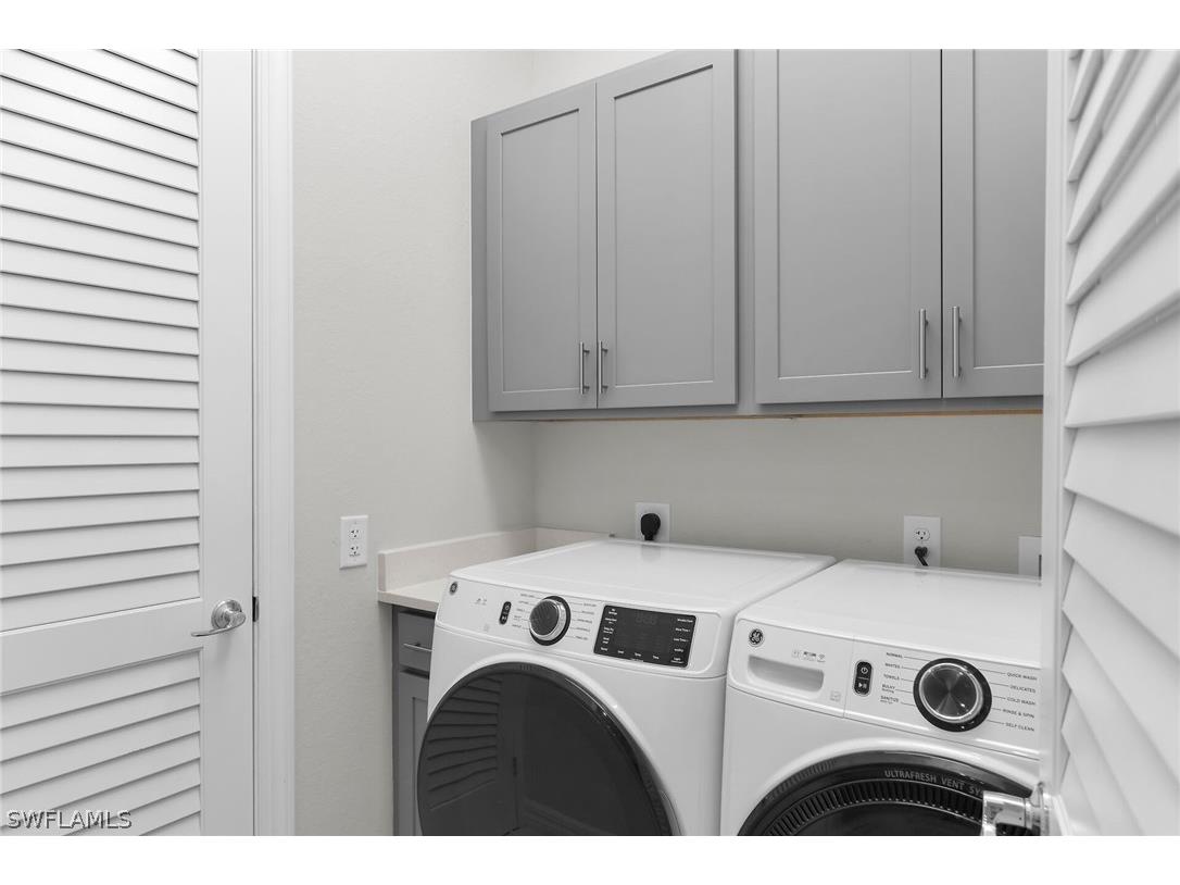 238 Indies Drive E #202 Naples FL 34114 226008960 image24