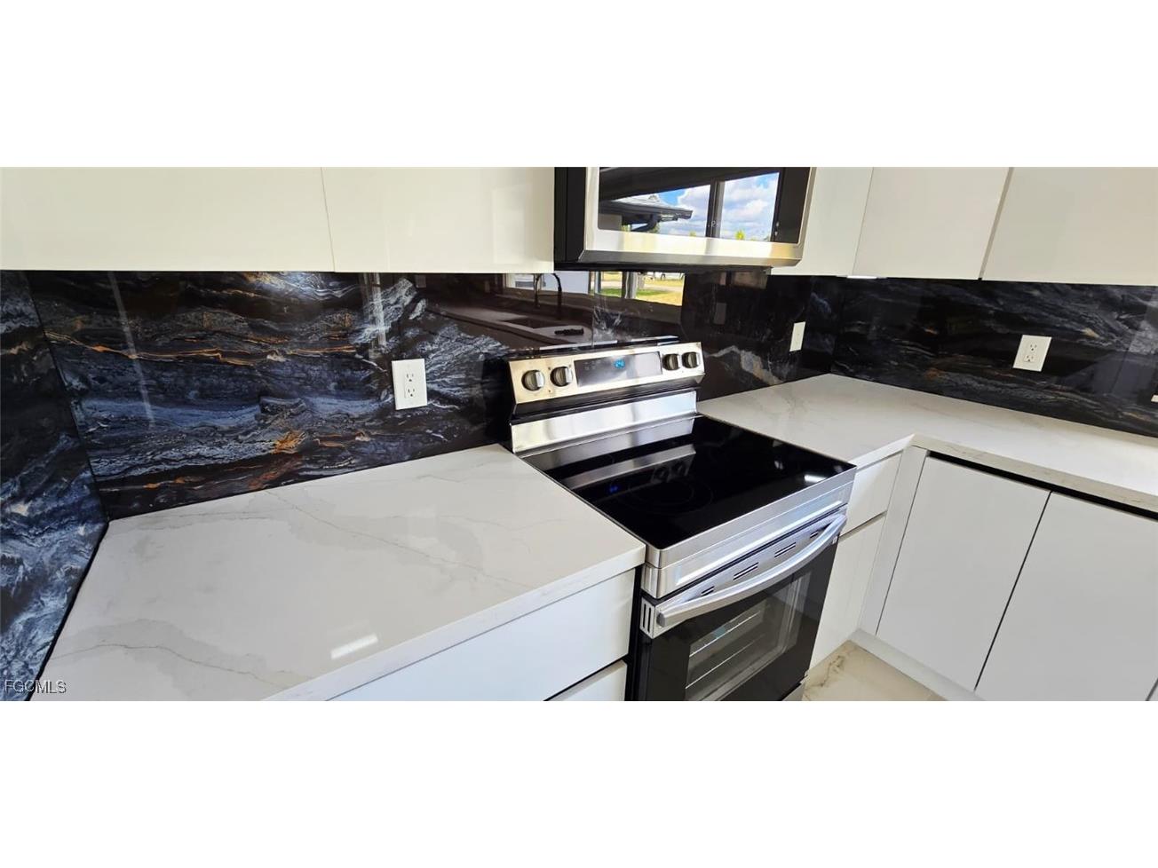 238 SE 46th Lane Cape Coral FL 33904 2025022196 image10