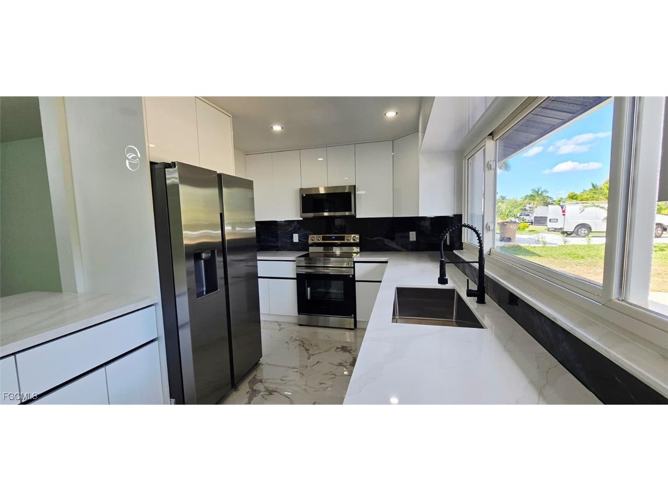 238 SE 46th Lane Cape Coral FL 33904 2025022196 image14