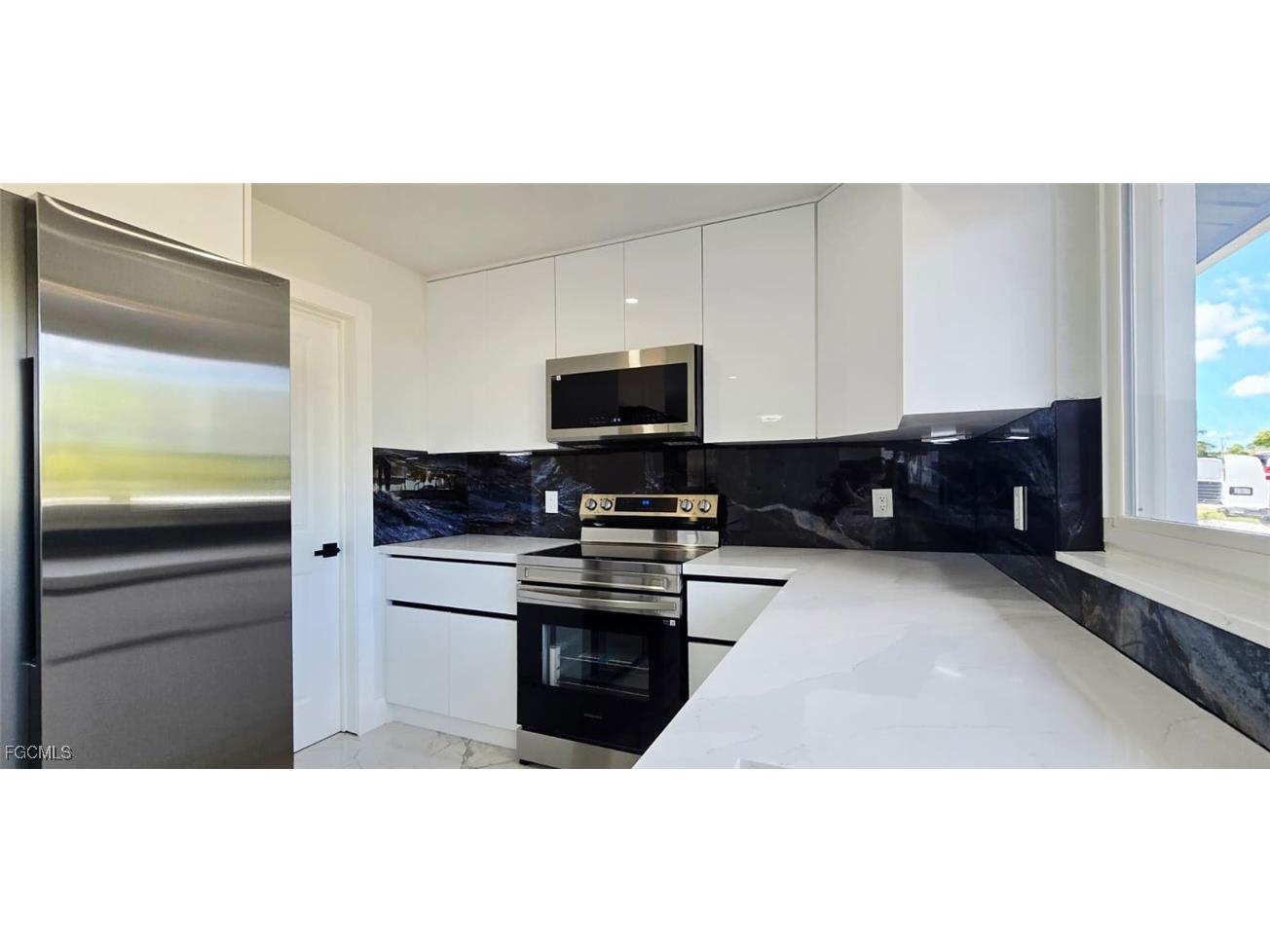 238 SE 46th Lane Cape Coral FL 33904 2025022196 image18