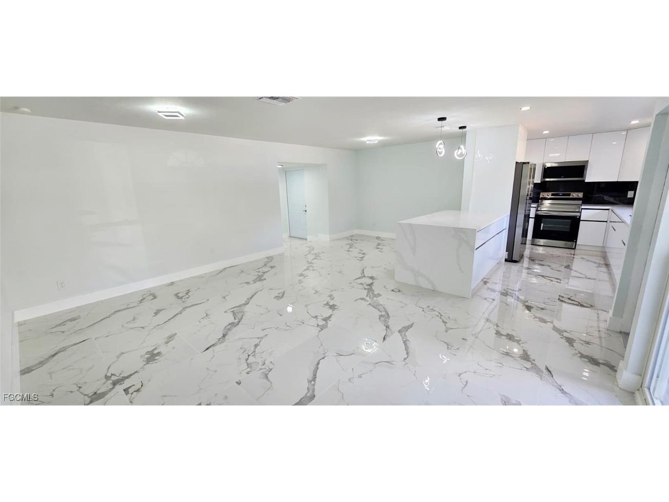 238 SE 46th Lane Cape Coral FL 33904 2025022196 image5