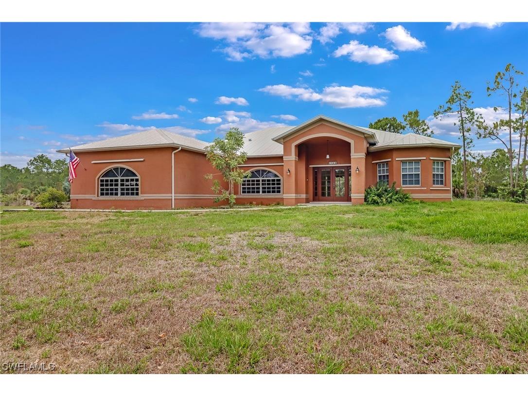 2380 10th Avenue SE Naples FL 34117 223032645 image1