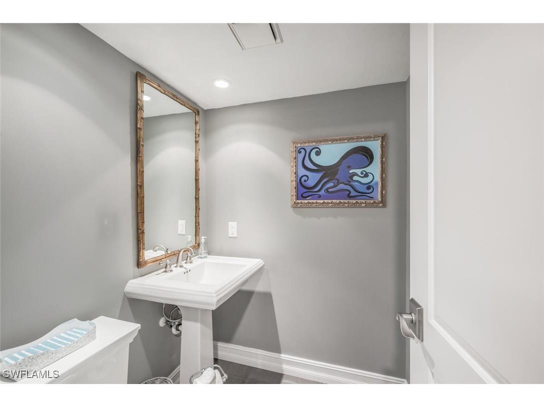 2381 Gulf Shore Boulevard N #503 Naples FL 34103 225036830 image21