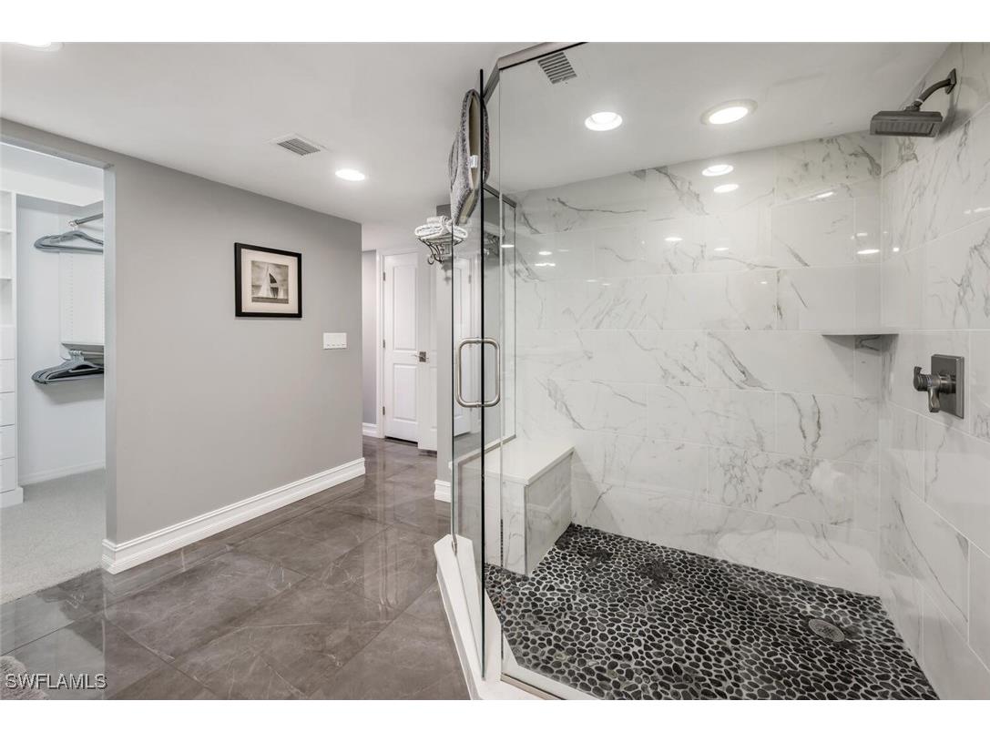 2381 Gulf Shore Boulevard N #503 Naples FL 34103 225036830 image25