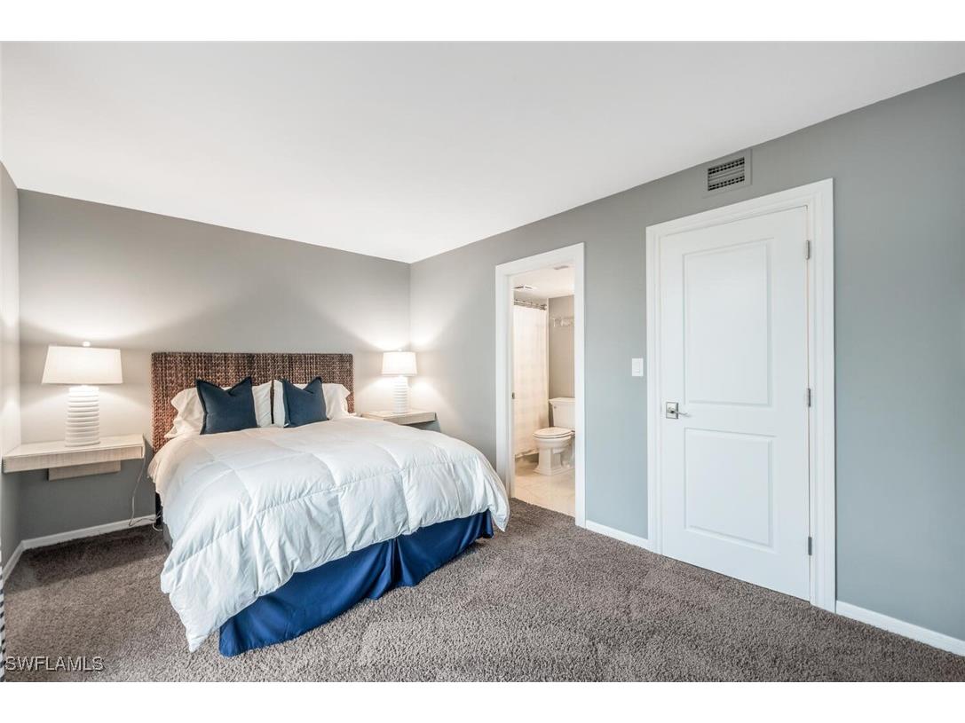 2381 Gulf Shore Boulevard N #503 Naples FL 34103 225036830 image32