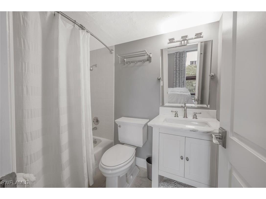 2381 Gulf Shore Boulevard N #503 Naples FL 34103 225036830 image33