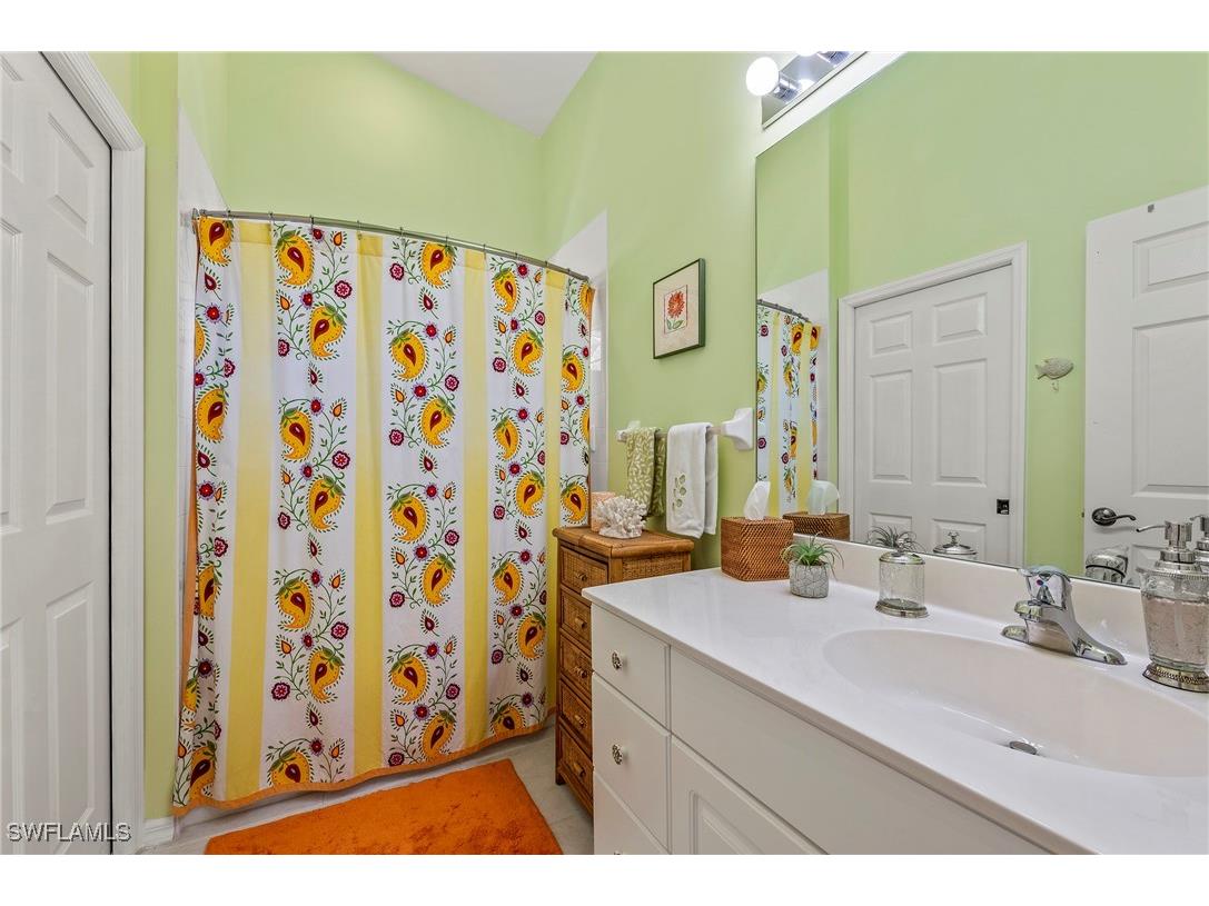 2381 Hidden Lake Court #12 Naples FL 34112 225070266 image16