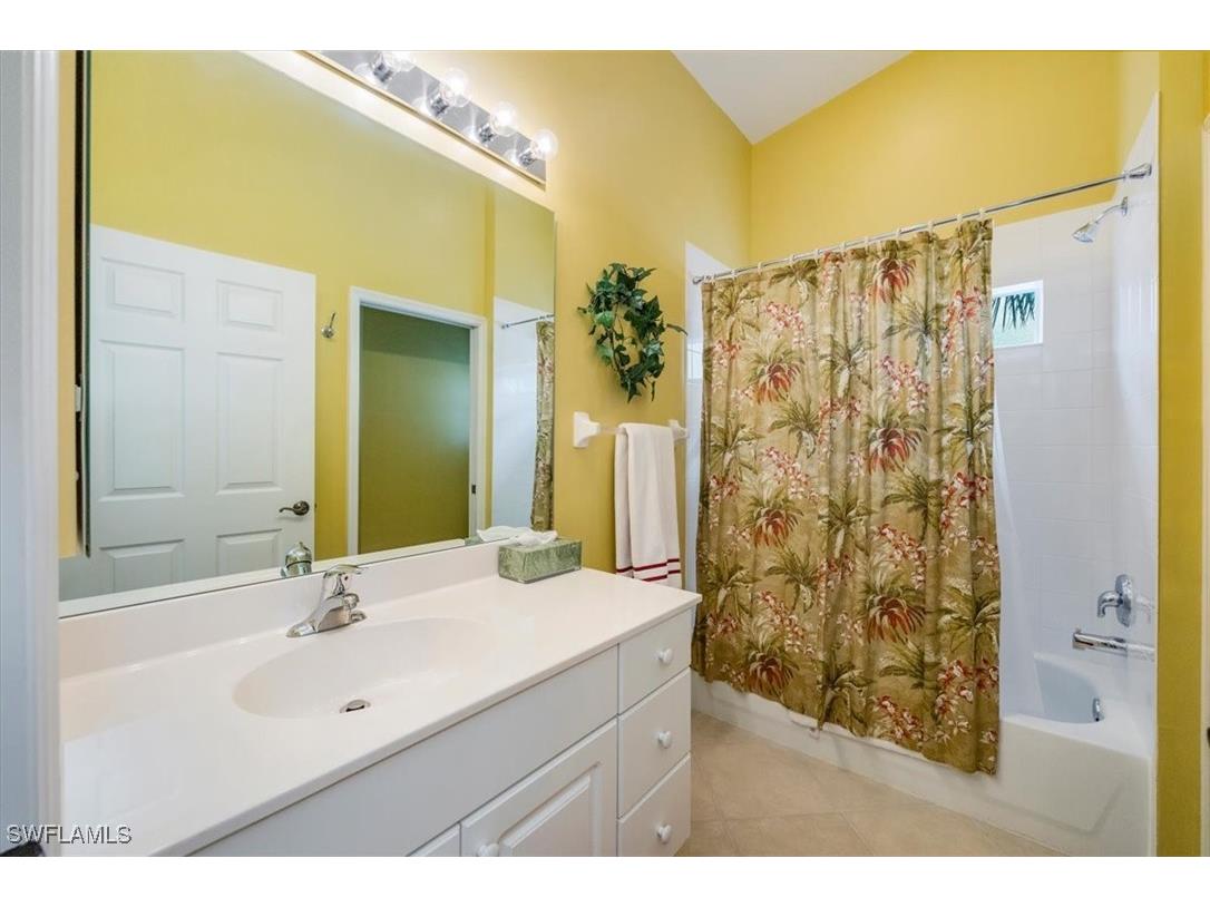 2381 Hidden Lake Court #8202 Naples FL 34112 225071259 image10