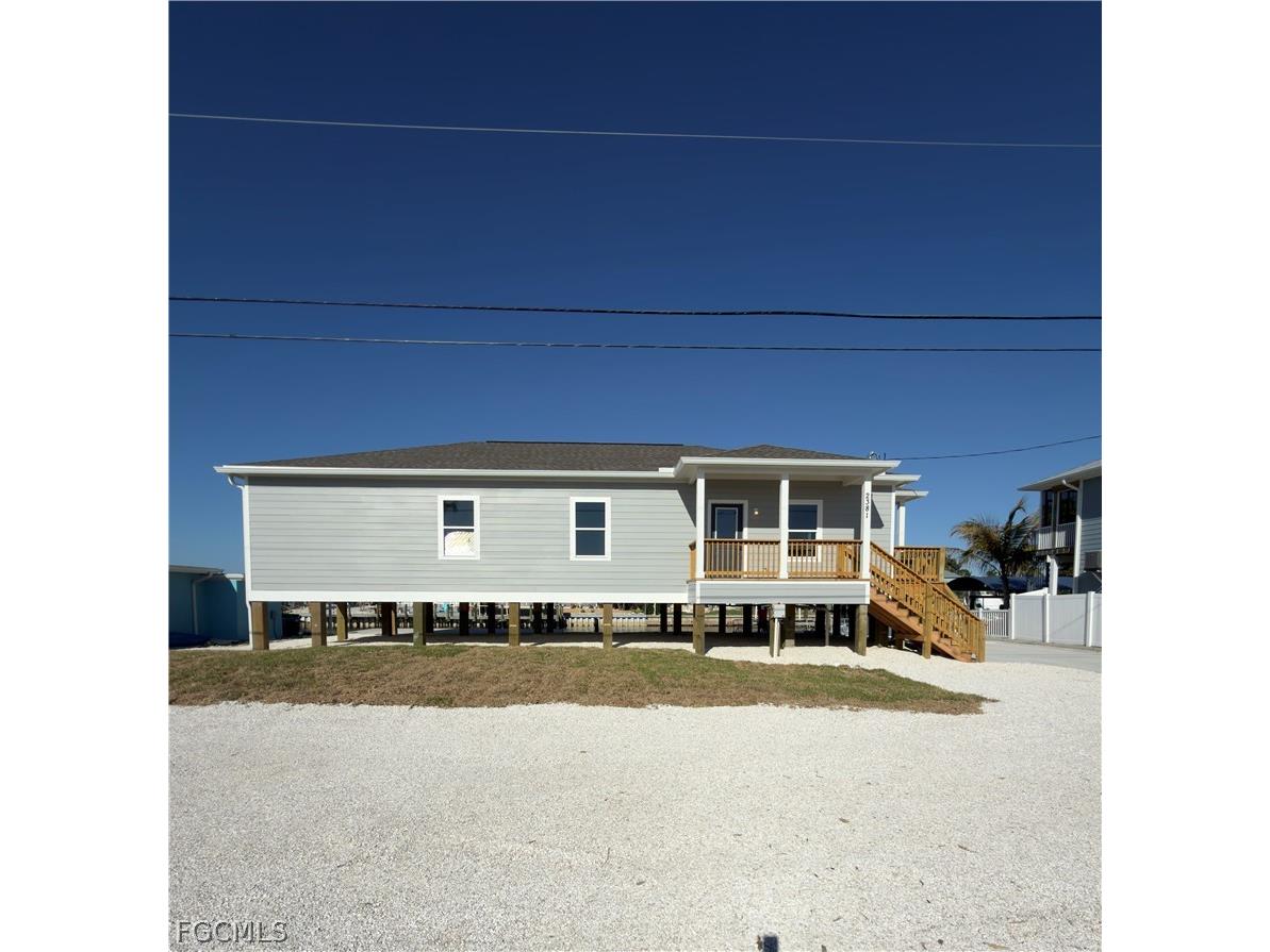 2381 Oleander Street Saint James City FL 33956 2026013985 image1