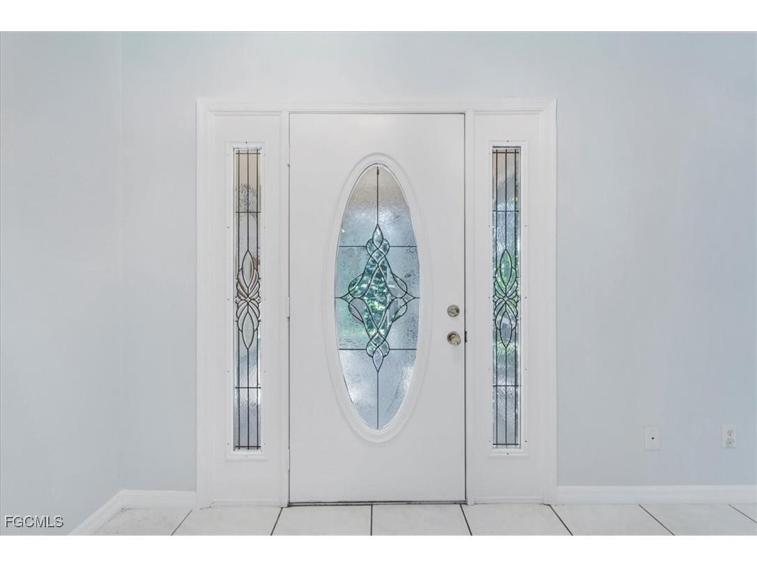 2831 White Boulevard Naples FL 34117 2025010012 image6