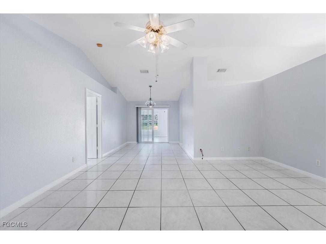 2831 White Boulevard Naples FL 34117 2025010012 image8