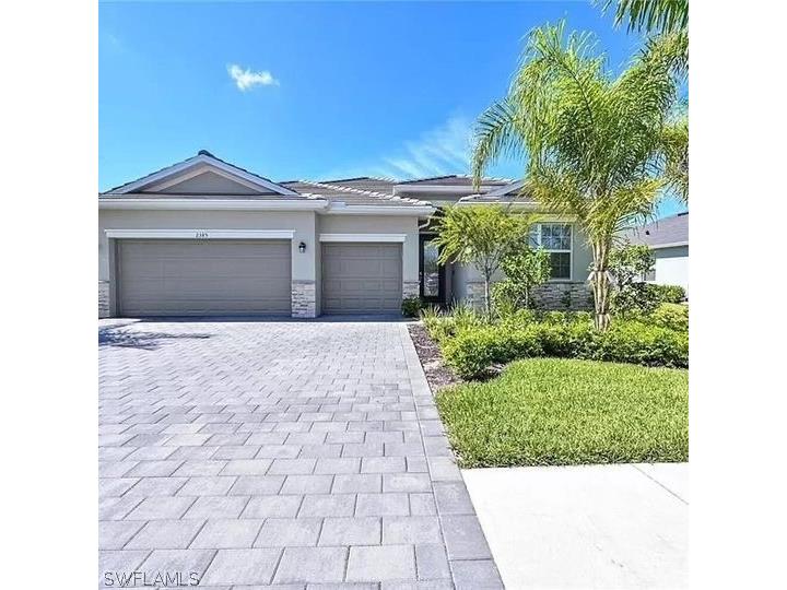 2385 Orchard Street Naples FL 34120 224059234 image1