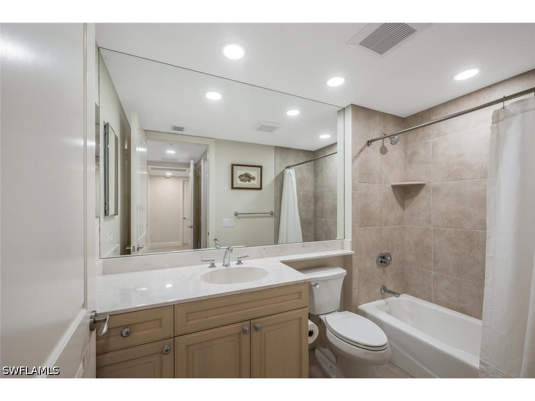 23850 Via Italia Circle #204 Estero FL 34134 226023248 image32
