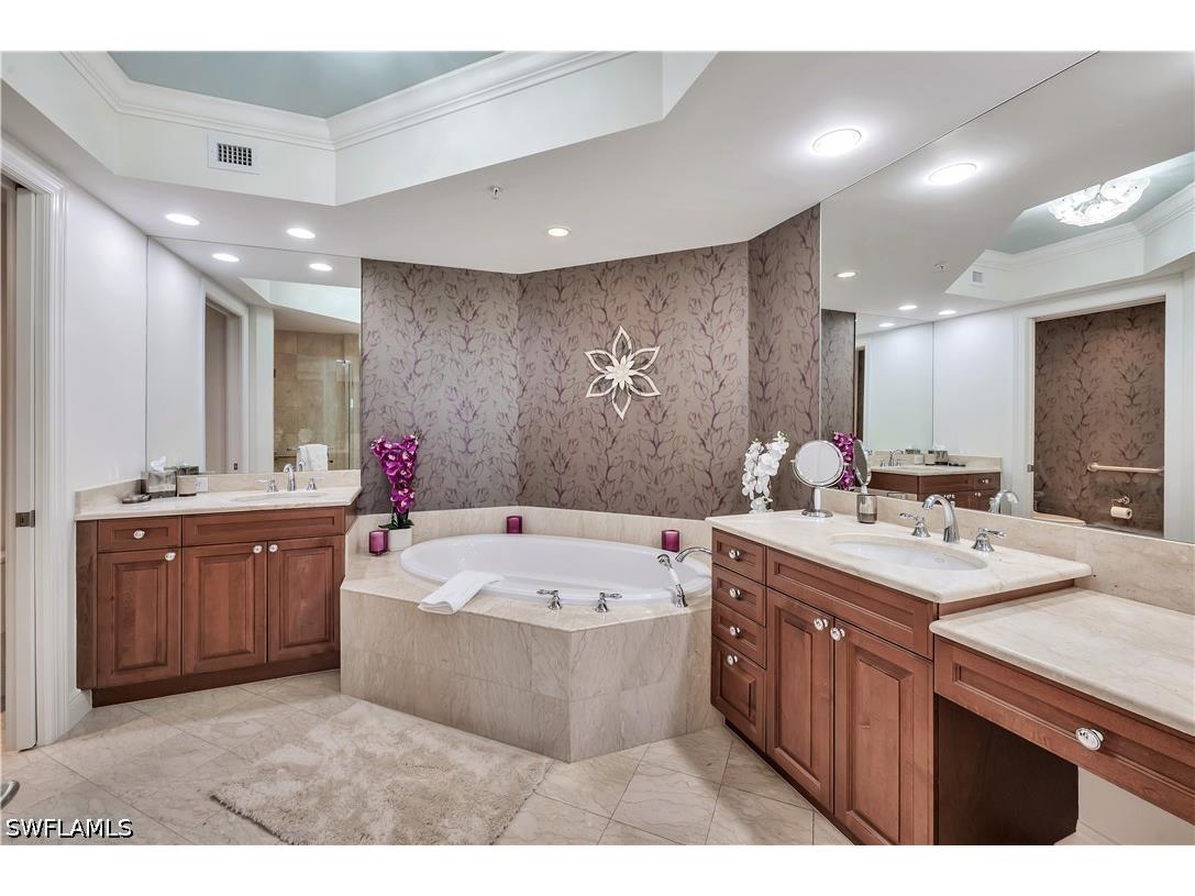 23850 Via Italia Circle #404 Estero FL 34134 226019466 image23