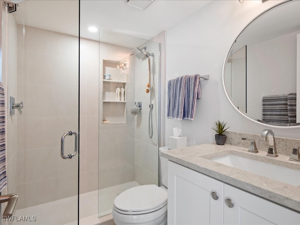 2386 Gulf Shore Boulevard N #104 Naples FL 34103 225079441 image17