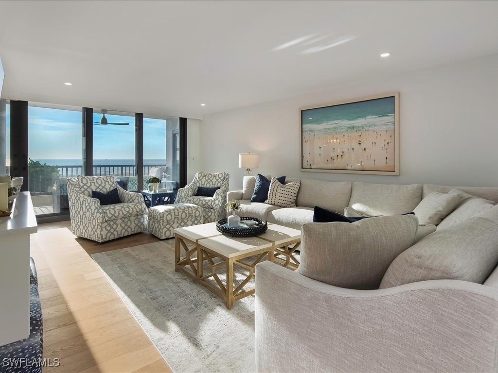 2386 Gulf Shore Boulevard N #104 Naples FL 34103 225079441 image7