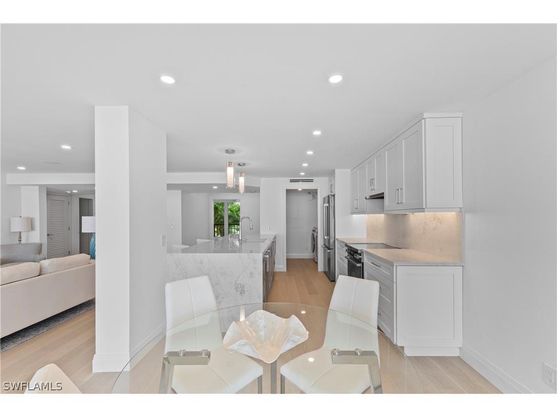 2388 Gulf Shore Boulevard N #204 Naples FL 34103 225081848 image15