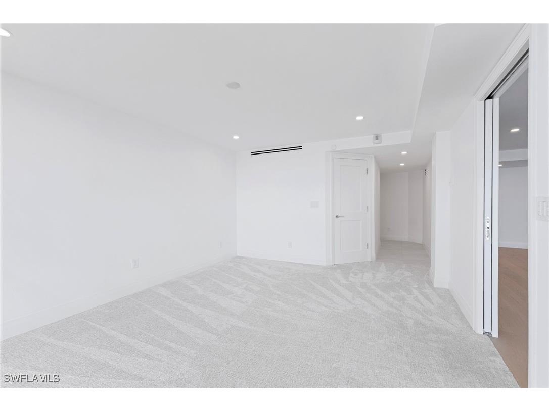 2388 Gulf Shore Boulevard N #204 Naples FL 34103 225081848 image17