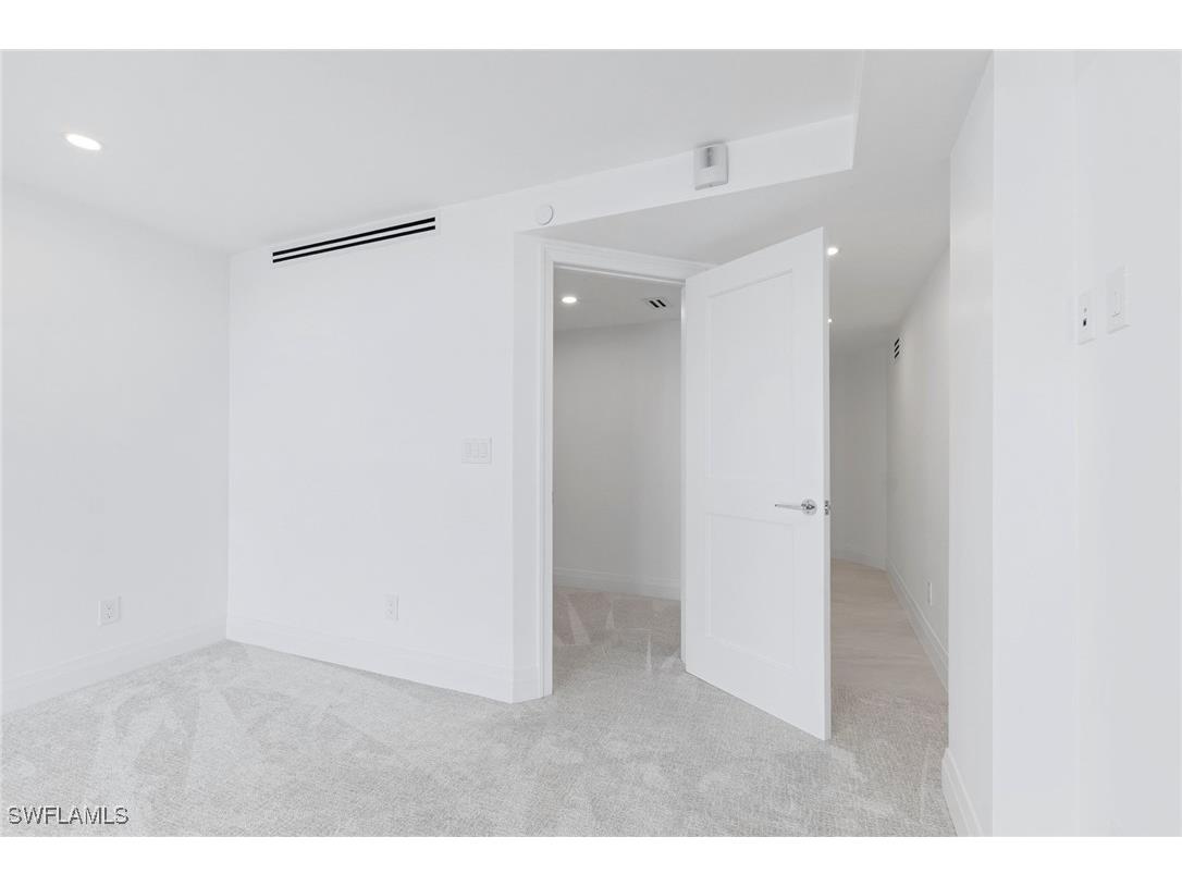 2388 Gulf Shore Boulevard N #204 Naples FL 34103 225081848 image19