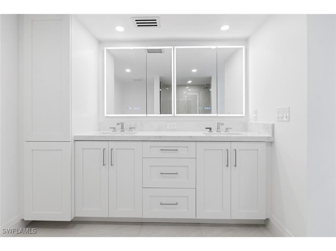 2388 Gulf Shore Boulevard N #204 Naples FL 34103 225081848 image21
