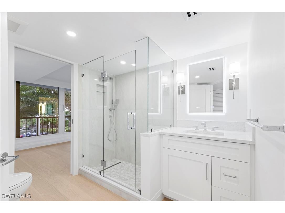 2388 Gulf Shore Boulevard N #204 Naples FL 34103 225081848 image26