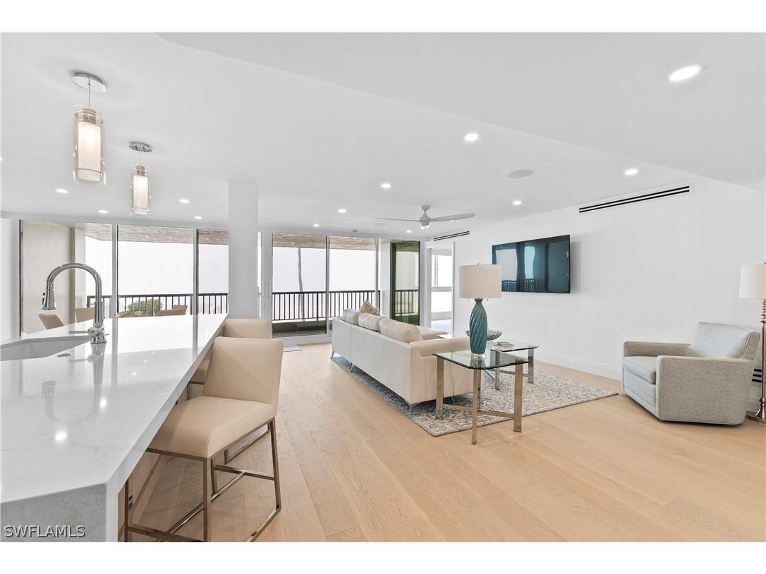 2388 Gulf Shore Boulevard N #204 Naples FL 34103 225081848 image8