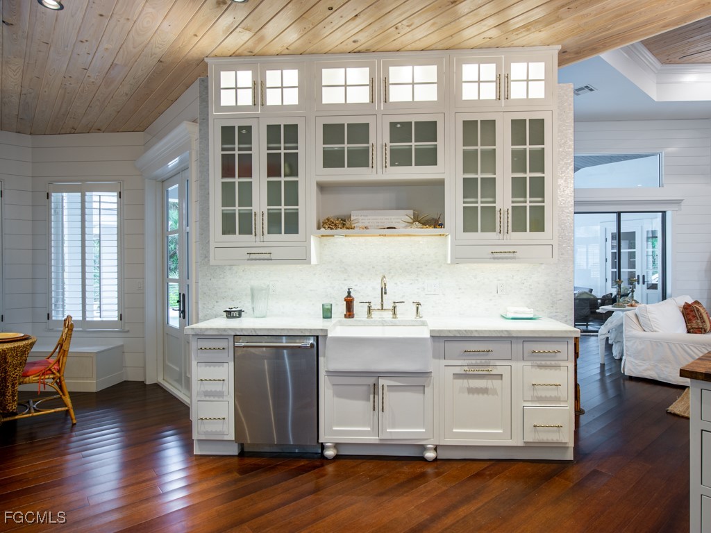 2388 Wulfert Road Sanibel FL 33957 2025026158 image15