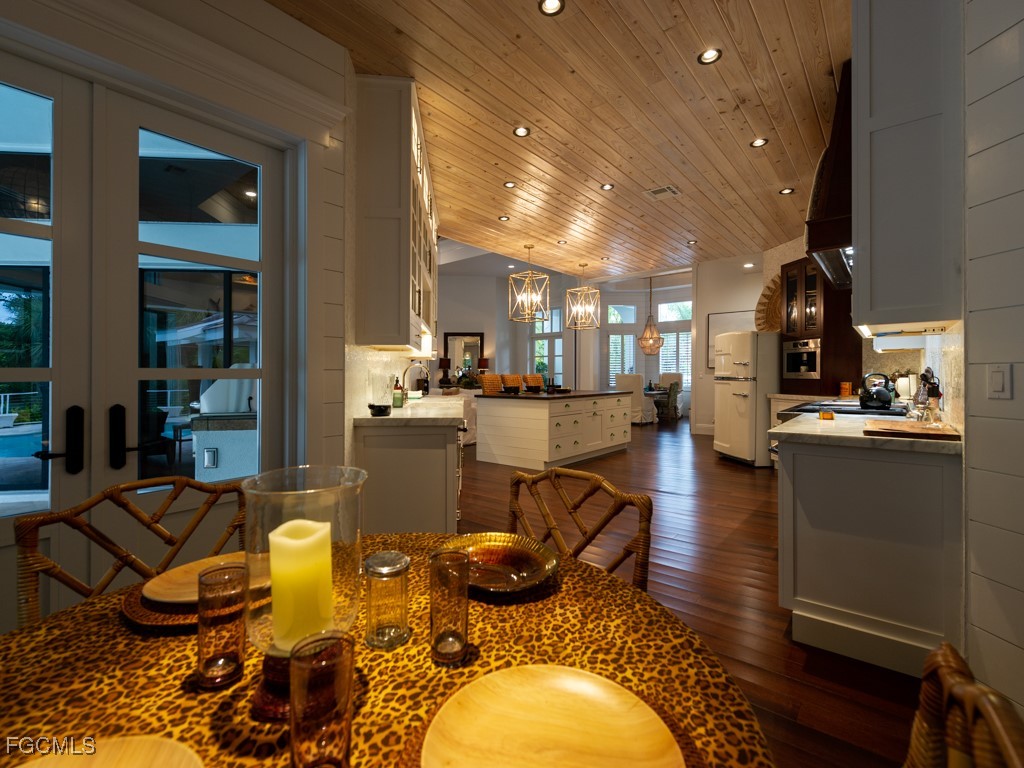 2388 Wulfert Road Sanibel FL 33957 2025026158 image16