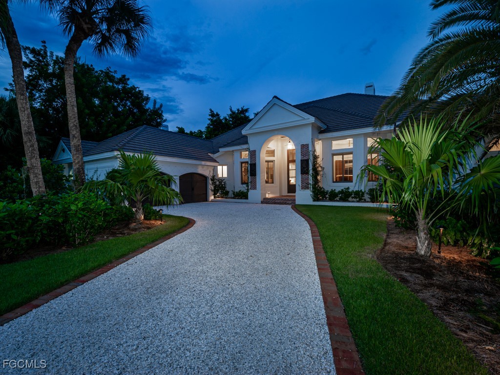 2388 Wulfert Road Sanibel FL 33957 2025026158 image2