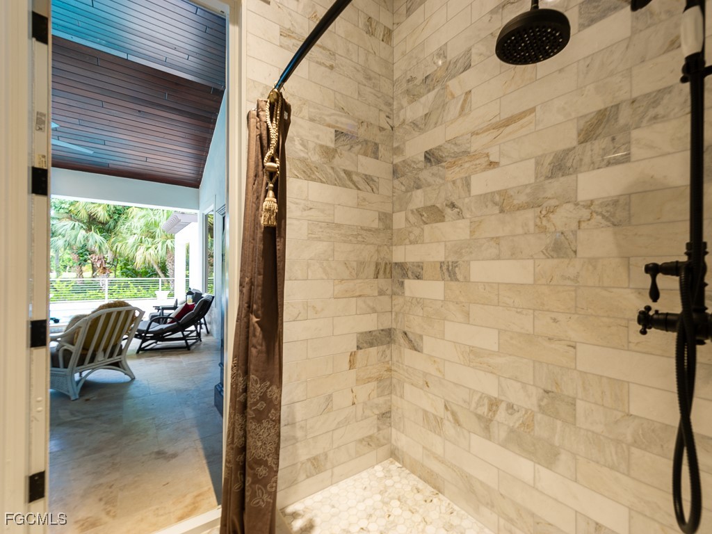 2388 Wulfert Road Sanibel FL 33957 2025026158 image30