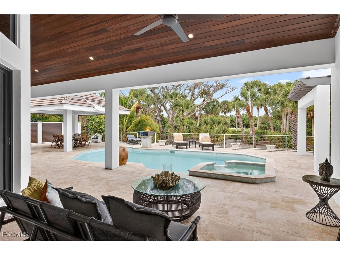 2388 Wulfert Road Sanibel FL 33957 2025026158 image31