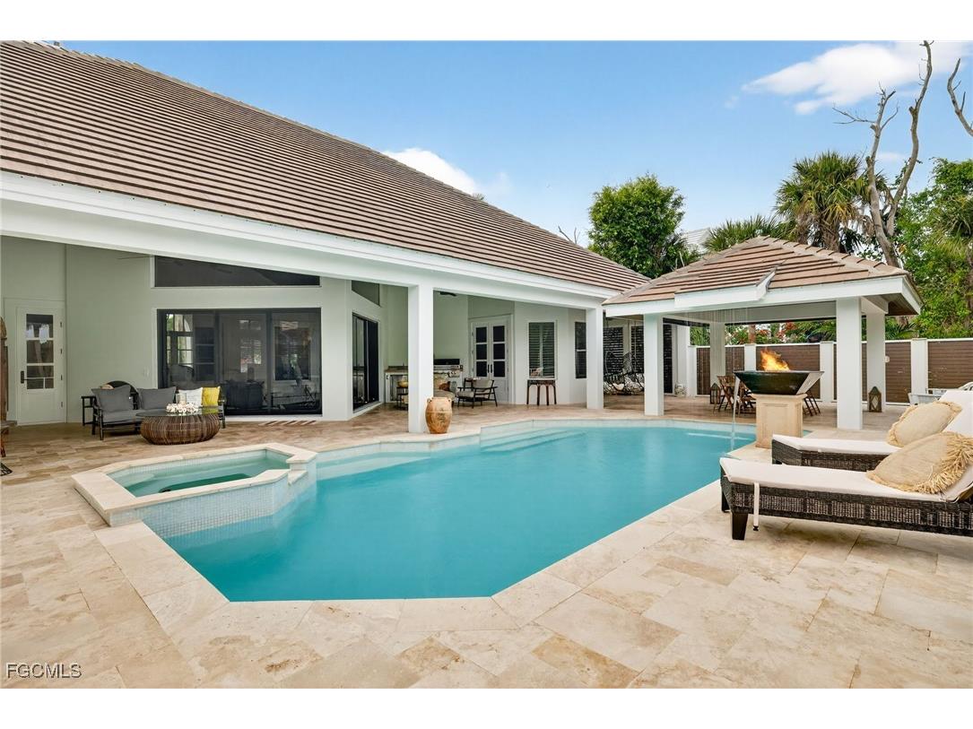 2388 Wulfert Road Sanibel FL 33957 2025026158 image40