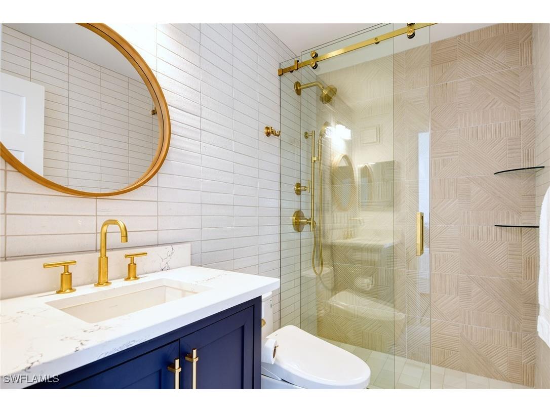 2389 Gulf Shore Boulevard N #302 Naples FL 34103 225076314 image16