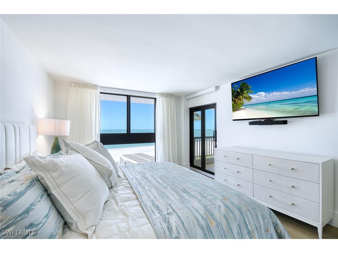 2389 Gulf Shore Boulevard N #302 Naples FL 34103 225076314 image19