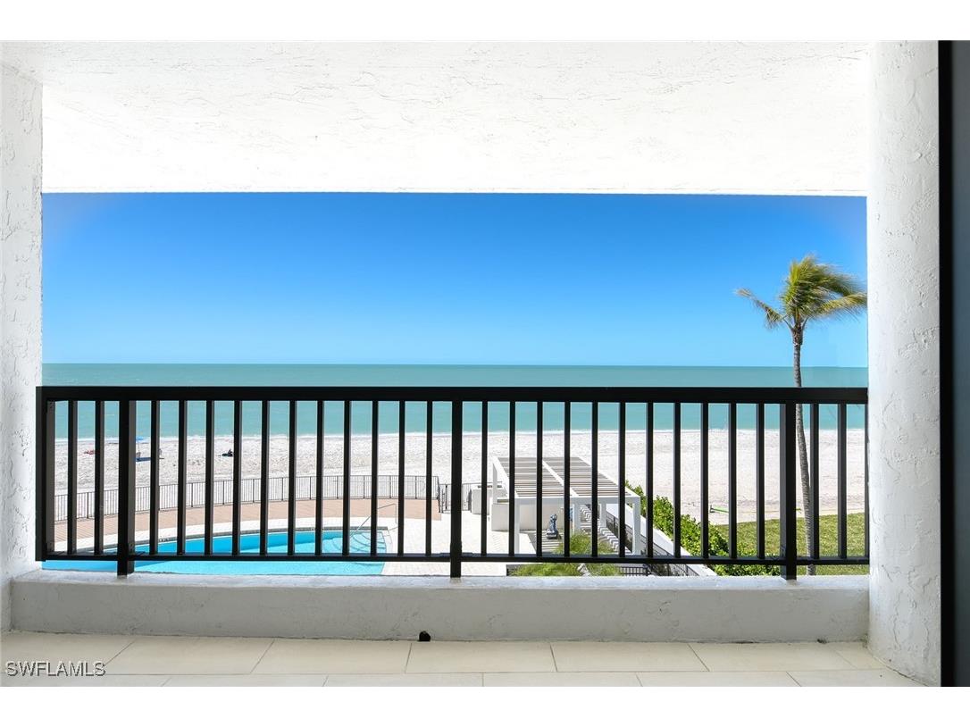 2389 Gulf Shore Boulevard N #302 Naples FL 34103 225076314 image26